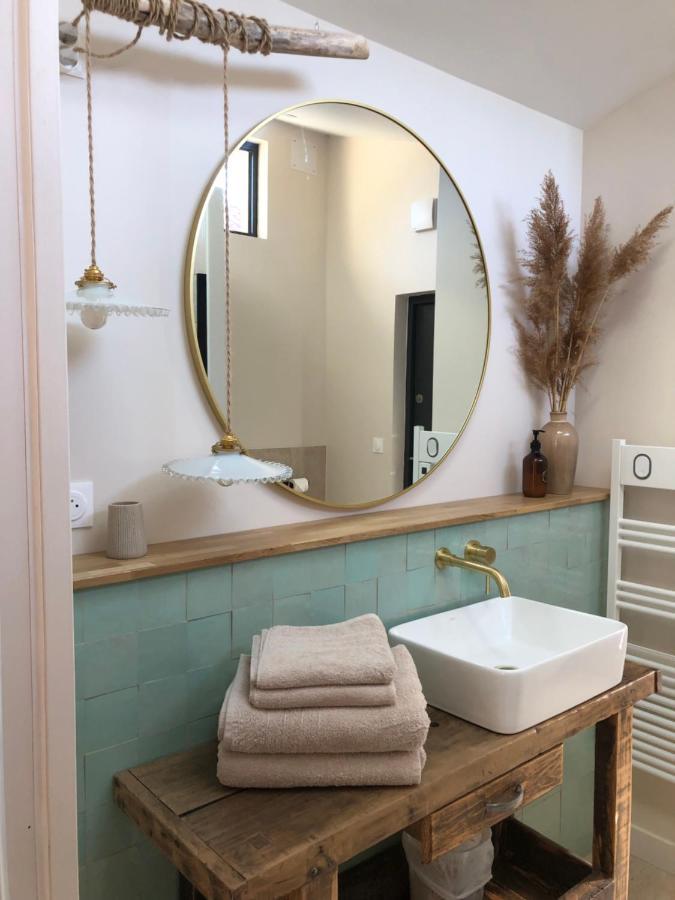 La Parenthese Hotel Auberives-sur-Vareze Eksteriør billede